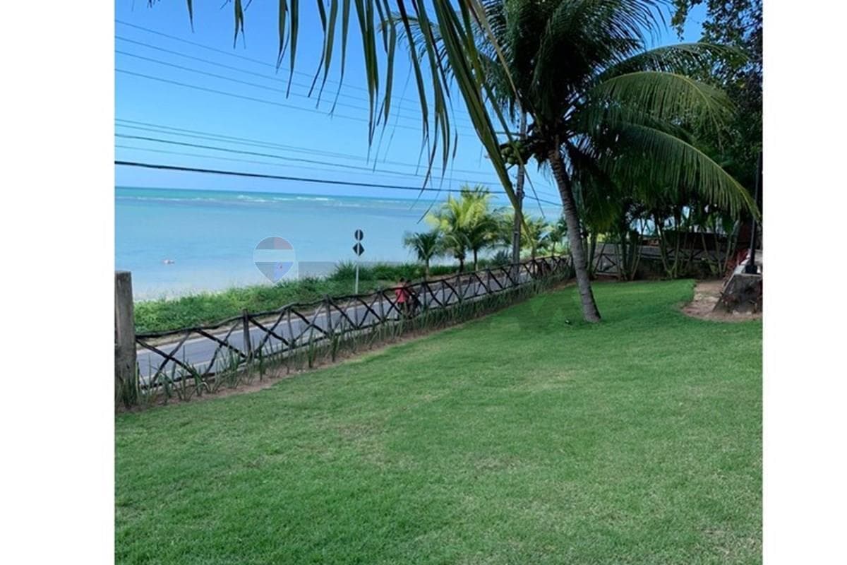 Casa contemporânea com 8 suítes, piscina e vista para o mar 3